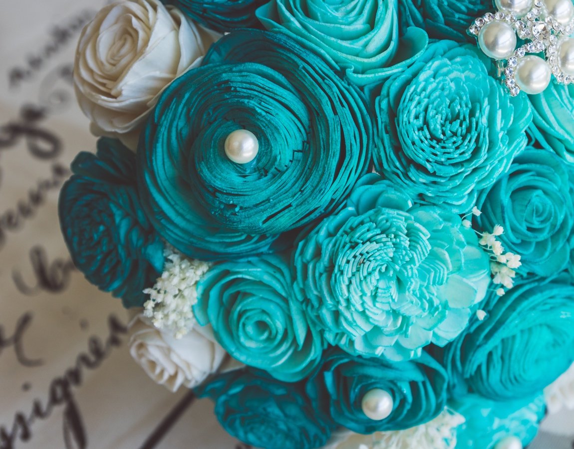 Sola Wood Flower Bouquets - Breakfast at Tiffany's