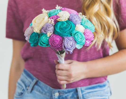 Sola Wood Flower Bouquets - Heart to Heart